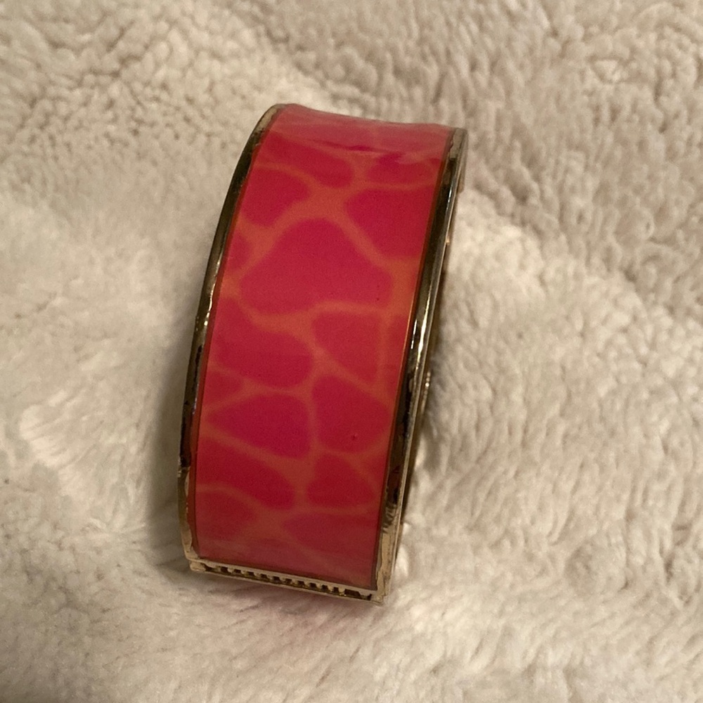 Giraffe print pink/gold bracelet